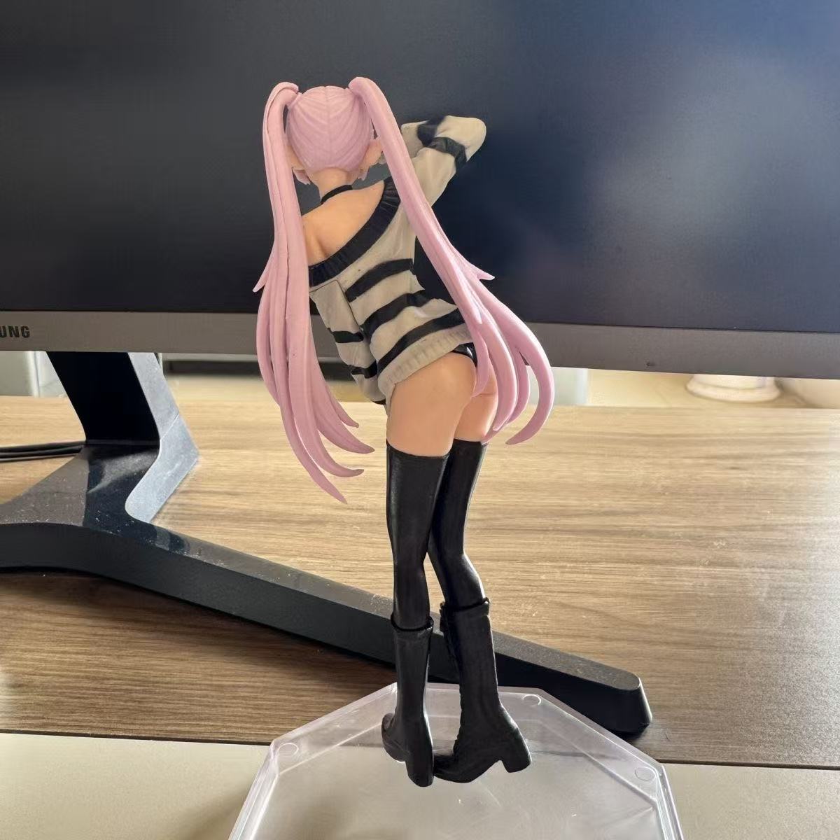 New Frieren: Beyond Journey’s  - đánh giá và giá Frieren Anime Merchandise